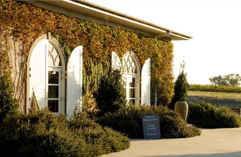 Victoria House Motor Inn - Foster Accommodation 1