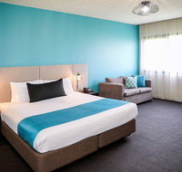 Mantra Melbourne Melton - Foster Accommodation
