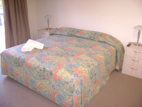 Como Noosa Luxury Riverside Apartments - Foster Accommodation 1