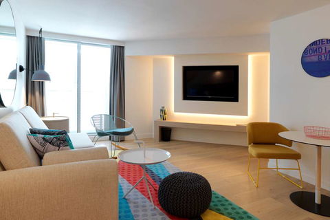 QT Bondi - Foster Accommodation 9