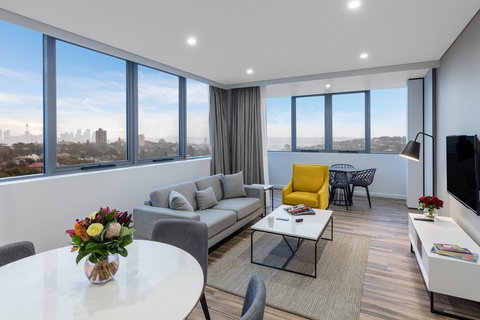 Meriton Suites Bondi Junction - Foster Accommodation 3