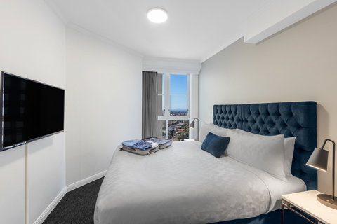 Meriton Suites Bondi Junction - Foster Accommodation 9