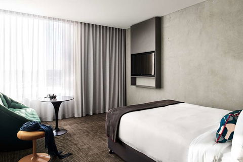 Veriu Green Square - Foster Accommodation 5