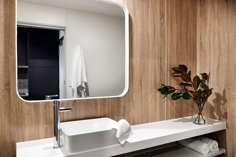 Veriu Green Square - Foster Accommodation 8