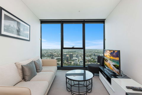 Arise Brisbane Skytower - Foster Accommodation 5