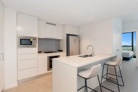 Arise Brisbane Skytower - Foster Accommodation 7