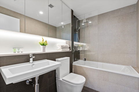 Arise Brisbane Skytower - Foster Accommodation 17