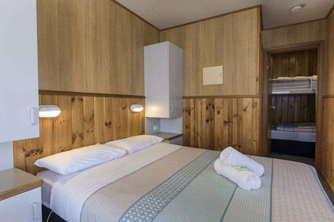 BIG4 Albury Tourist Park - Foster Accommodation 6