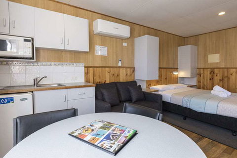 BIG4 Albury Tourist Park - Foster Accommodation 12