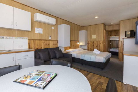 BIG4 Albury Tourist Park - Foster Accommodation 13