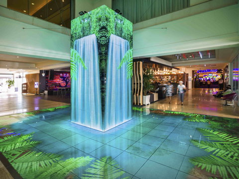 Pullman Reef Hotel Casino - Foster Accommodation 2