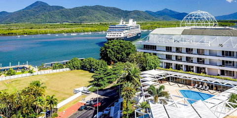 Pullman Reef Hotel Casino - Foster Accommodation 6