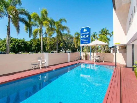 Cairns City Palms - Foster Accommodation 5