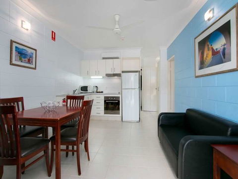Cairns City Palms - Foster Accommodation 13
