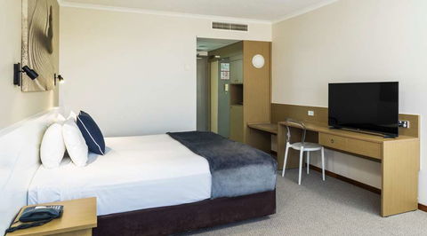 Pacific Hotel Cairns - Foster Accommodation 4