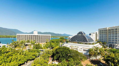 Pacific Hotel Cairns - Foster Accommodation 8