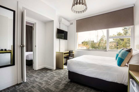 Caringbah Hotel, a NightCap Hotel - Foster Accommodation 1