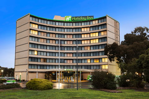 Holiday Inn Melbourne Airport - Foster Accommodation 1