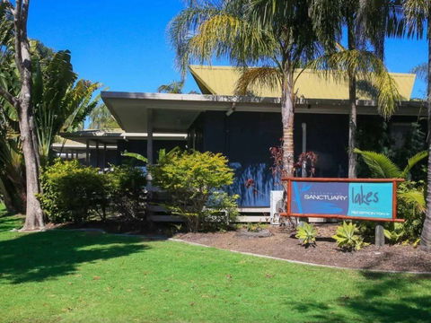 Sanctuary Lakes Fauna Retreat - Foster Accommodation 0