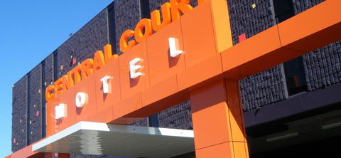 Warrnambool Central Court - Foster Accommodation 0