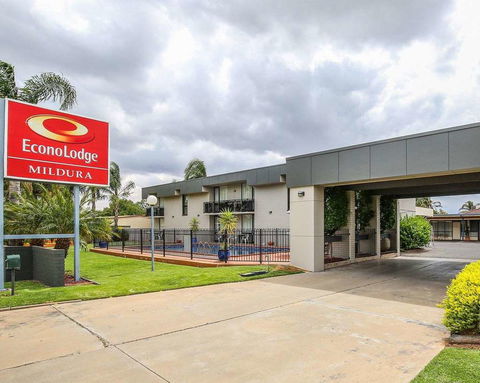 Econo Lodge All Seasons Mildura - Foster Accommodation 0