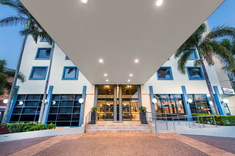 Best Western Plus Hotel Diana - Foster Accommodation 0