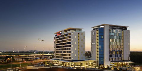 Pullman Brisbane Airport Hotel - Foster Accommodation 1