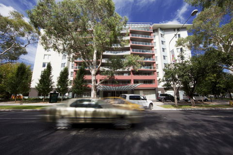 Pacific Suites Canberra - Foster Accommodation 0