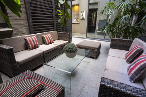 The Vulcan Hotel - Foster Accommodation 2