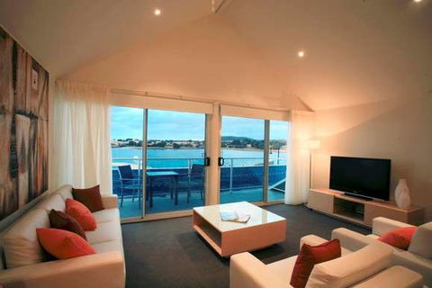 York Cove - Foster Accommodation 8