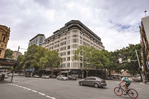 Vibe Hotel Sydney - Foster Accommodation 0