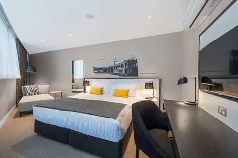 Peppers Docklands - Foster Accommodation 1