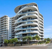 Breeze Mooloolaba an Ascend Hotel - Foster Accommodation