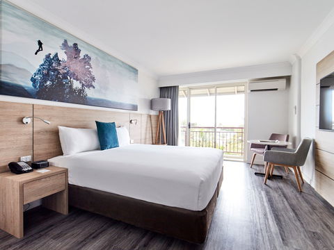 Novotel Cairns Oasis Resort - Foster Accommodation 1