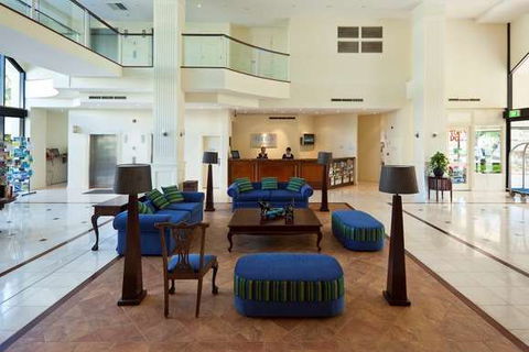 Mantra Esplanade - Foster Accommodation 1