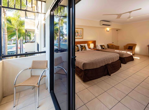 Cairns Queenscourt - Foster Accommodation 2