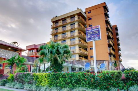 Coral Towers Holiday Apartments - Foster Accommodation 0