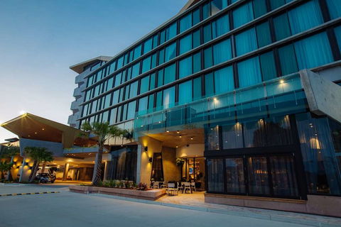 Eatons Hill Hotel - Foster Accommodation 0
