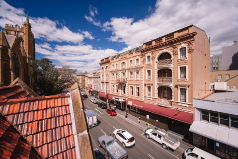 Hadley's Orient Hotel - Foster Accommodation 0