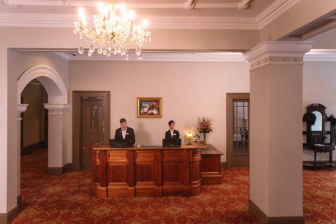 Hadley's Orient Hotel - Foster Accommodation 1