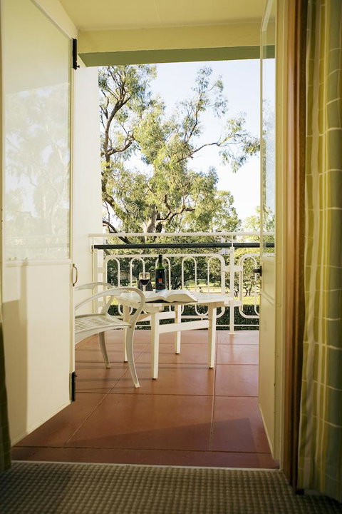 University House - ANU - Foster Accommodation 16