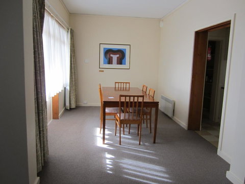 University House - ANU - Foster Accommodation 37