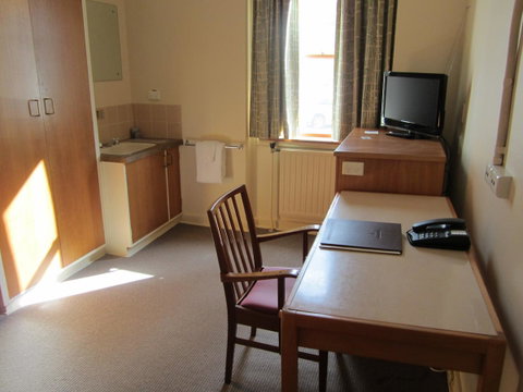 University House - ANU - Foster Accommodation 44