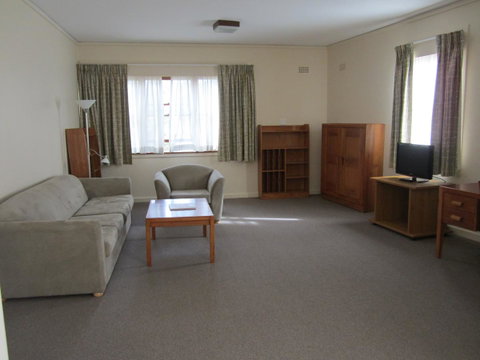 University House - ANU - Foster Accommodation 39