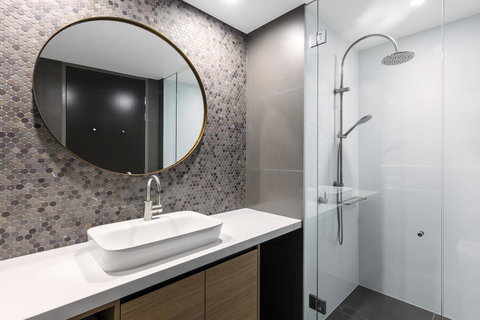 Vibe Hotel Canberra - Foster Accommodation 25