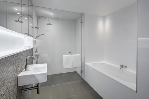 Vibe Hotel Canberra - Foster Accommodation 32