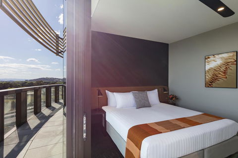 Vibe Hotel Canberra - Foster Accommodation 10