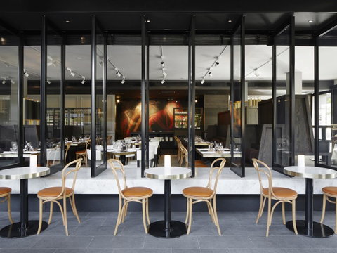 Little National Hotel Canberra - Foster Accommodation 18