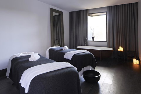 Little National Hotel Canberra - Foster Accommodation 17