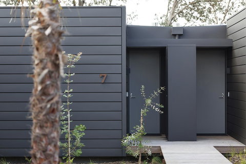 Bangalay Luxury Villas - Foster Accommodation 2